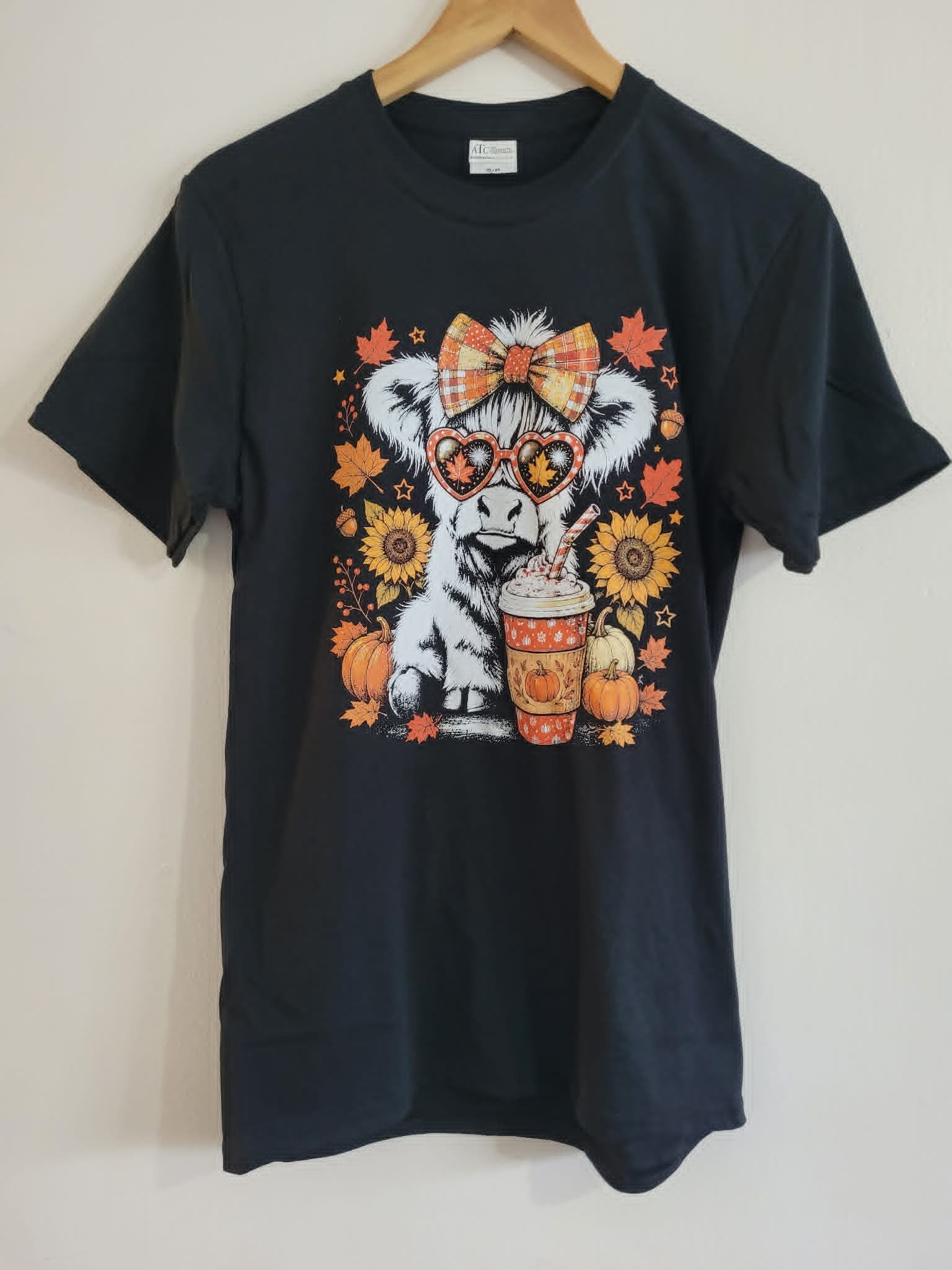 Pumpkin & Coffee Fancy Cow Black Tee