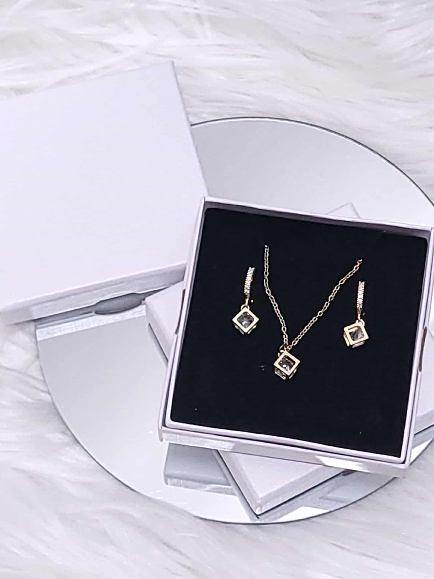 Geo Cube Gold Finish Jewelry Gift Box Set