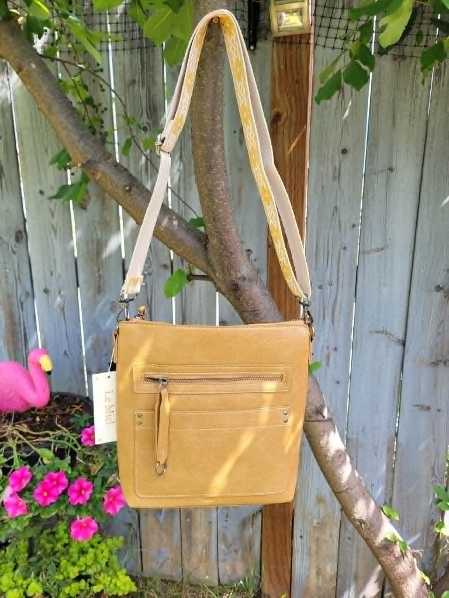 Stay AwhileTan Crossbody